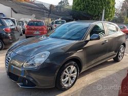 Grigio Usata 2013 Alfa Romeo Giulietta Distinctive Tre volumi | 7000 € (Buon prezzo)