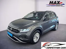Grigio scuro Usata 2024 VW T-Roc Edition SUV | 22.900 € (Super prezzo)