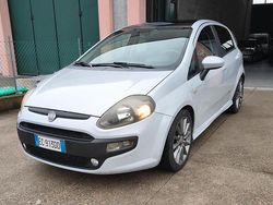 Argento Usata 2010 Fiat Punto Evo Emotion Due volumi | 3700 € (Buon prezzo)