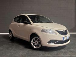 Bianco Usata 2016 Lancia Ypsilon Due volumi | 5900 € (Buon prezzo)