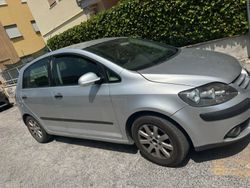 Usata 2007 VW Golf V Tre volumi | 3000 € (Buon prezzo)
