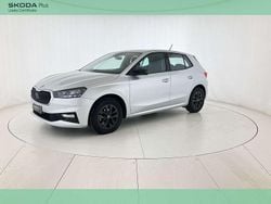 Argento brillante metallizzato Usata 2025 Skoda Fabia Tre volumi | 16.900 € (Buon prezzo)