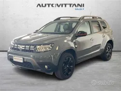 Grigio chiaro Usata 2023 Dacia Duster Extreme SUV | 17.650 € (Buon prezzo)