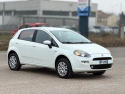 Grigio Usata 2013 Fiat Grande Punto Due volumi | 2000 € (Ottimo prezzo)