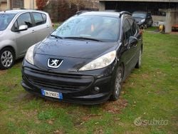Nero Usata 2008 Peugeot 207 Station wagon | 2200 € (Ottimo prezzo)