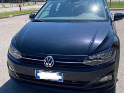 Nero Usata 2021 VW Polo Highline Tre volumi | 16.000 € (Buon prezzo)