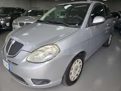 Argento Usata 2010 Lancia Ypsilon Due volumi | 3900 € (Buon prezzo)