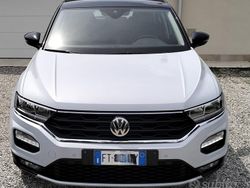 Usata 2019 VW T-Roc Style SUV | 14.800 € (Cara)