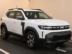 Bianco Nuova 2025 Dacia Duster SUV | 23.900 € (Buon prezzo)