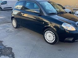 Nero Usata 2010 Lancia Ypsilon Due volumi | 2490 € (Ottimo prezzo)