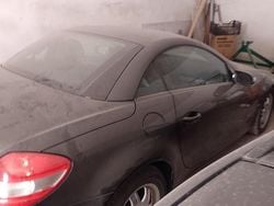 Nero Usata 2006 Mercedes SLK200 Cabrio | 12.600 € (Buon prezzo)