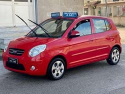 Rosso Usata 2008 Kia Picanto Due volumi | 2650 € (Buon prezzo)