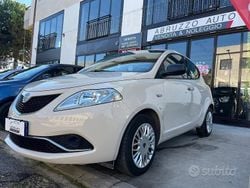 Beige Usata 2018 Lancia Ypsilon Due volumi | 8490 € (Buon prezzo)