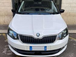 Bianco Usata 2017 Skoda Fabia Design Edition Due volumi | 9900 € (Molto cara)