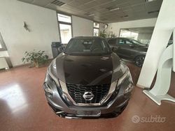 Grigio Usata 2021 Nissan Juke N-Connecta SUV | 16.300 € (Buon prezzo)