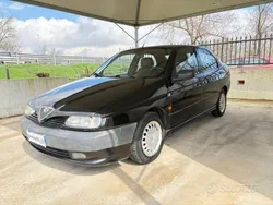 Nero Usata 1999 Alfa Romeo 146 Tre volumi | 1450 € (Buon prezzo)