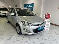 Argento Usata 2017 Hyundai i20 Tre volumi | 6700 € (Super prezzo)