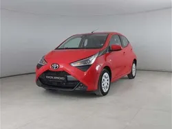 Rosso Usata 2021 Toyota Aygo Cool Due volumi | 12.200 € (Buon prezzo)