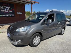 Grigio Usata 2010 Peugeot Partner Tepee Premium Monovolume | 4990 € (Buon prezzo)