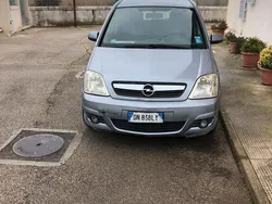 Usata 2006 Opel Meriva Monovolume | 2000 €