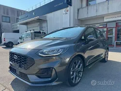 Gray Usata 2023 Ford Fiesta ST-Line Due volumi | 17.700 € (Buon prezzo)