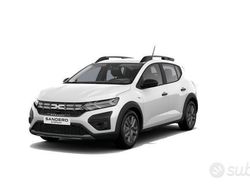 Bianco Usata 2025 Dacia Sandero Stepway Due volumi | 16.500 € (Buon prezzo)