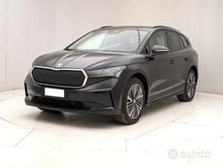 Nero tulipano perlato Usata 2023 Skoda Enyaq iV SUV | 29.000 € (Ottimo prezzo)