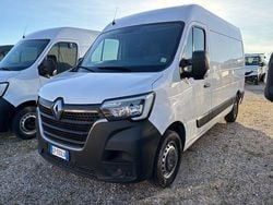 Bianco Usata 2023 Renault Master Tre volumi | 18.400 € (Buon prezzo)