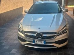 Grigio Usata 2017 Mercedes CLA200 Premium Tre volumi | 20.500 €