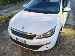 Bianco Usata 2014 Peugeot 308 Allure Tre volumi | 6200 € (Ottimo prezzo)