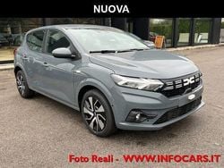 Grigio road pastello Nuova 2025 Dacia Sandero Expression Tre volumi | 15.990 € (Ottimo prezzo)