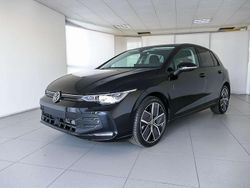 Grenadill black metallizzato Nuova 2025 VW Golf VIII Life Tre volumi | 33.800 € (Buon prezzo)