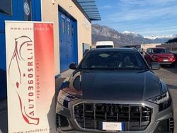 Grigio metallizzato Usata 2018 Audi Q8 S-Line SUV | 39.000 € (Molto cara)