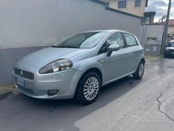 Grigio Usata 2008 Fiat Grande Punto Due volumi | 3999 € (Buon prezzo)