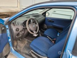 Blu Usata 2003 Fiat Punto Due volumi | 2700 €