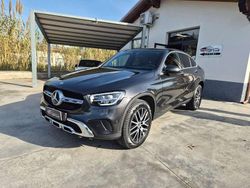 Grigio Usata 2022 Mercedes GLC300e Executive Coupé | 45.600 € (Buon prezzo)