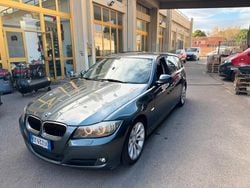Grigio Usata 2009 BMW 320 Station wagon | 3000 € (Buon prezzo)