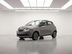 Gray Usata 2024 Lancia Ypsilon S Due volumi | 11.890 € (Ottimo prezzo)