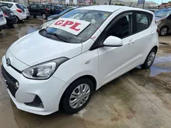 Bianco Usata 2017 Hyundai i10 Comfort Due volumi | 8500 € (Buon prezzo)