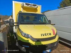 Giallo Usata 2019 Iveco Daily Tre volumi | 19.800 € (Buon prezzo)