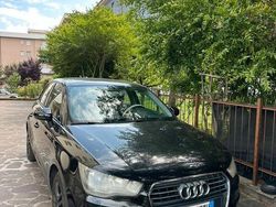 Nero Usata 2014 Audi A1 Comfort Due volumi | 9550 € (Buon prezzo)