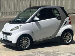 Bianco Usata 2008 Smart ForTwo Coupé Passion Due volumi | 3500 € (Ottimo prezzo)