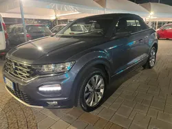 Grigio Usata 2021 VW T-Roc Cabriolet Style Cabrio | 24.990 € (Buon prezzo)