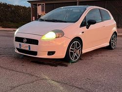 Bianco Usata 2009 Fiat Grande Punto Sport Due volumi | 1000 €