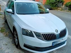 Bianco Usata 2017 Skoda Octavia G-TEC Executive Station wagon | 10.000 € (Buon prezzo)