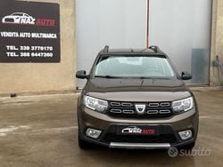 Marrone Usata 2018 Dacia Sandero Comfort Tre volumi | 8900 € (Buon prezzo)