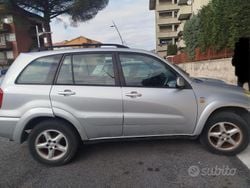 Usata 2003 Toyota RAV4 SUV | 3000 € (Super prezzo)