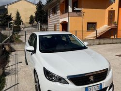 Usata 2020 Peugeot 308 Due volumi | 11.999 € (Buon prezzo)