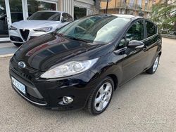 Nero Usata 2010 Ford Fiesta Titanium Due volumi | 6500 € (Cara)