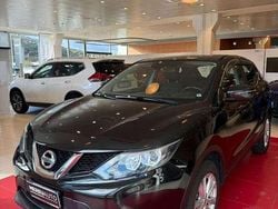 Nero Usata 2015 Nissan Qashqai Acenta SUV | 10.900 € (Cara)